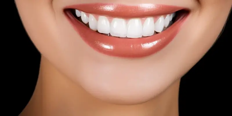 Różnice między licówkami porcelanowymi a kompozytowymi